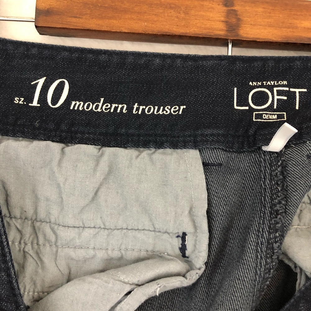 Ann Taylor LOFT Dark Wash Boot Cut Jeans- Size 10 - Picture 4 of 8